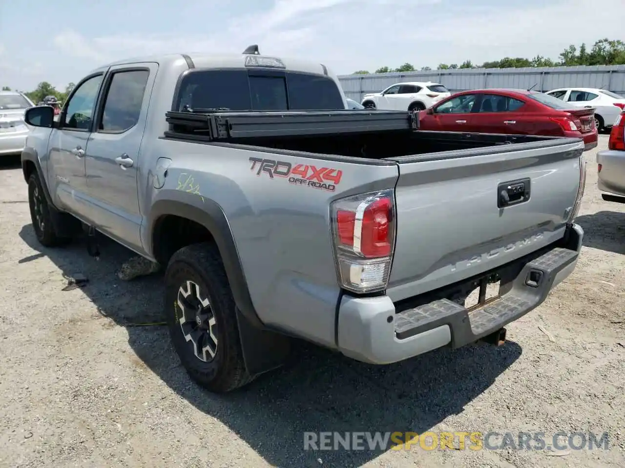 3 Photograph of a damaged car 5TFCZ5AN0LX226271 TOYOTA TACOMA 2020