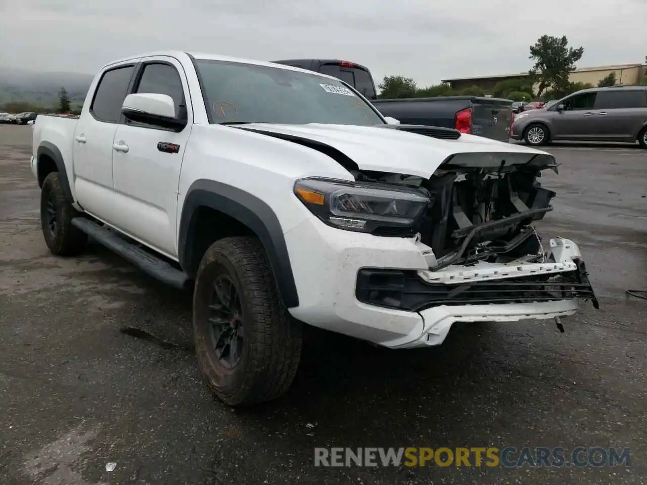 1 Photograph of a damaged car 5TFCZ5AN0LX234029 TOYOTA TACOMA 2020