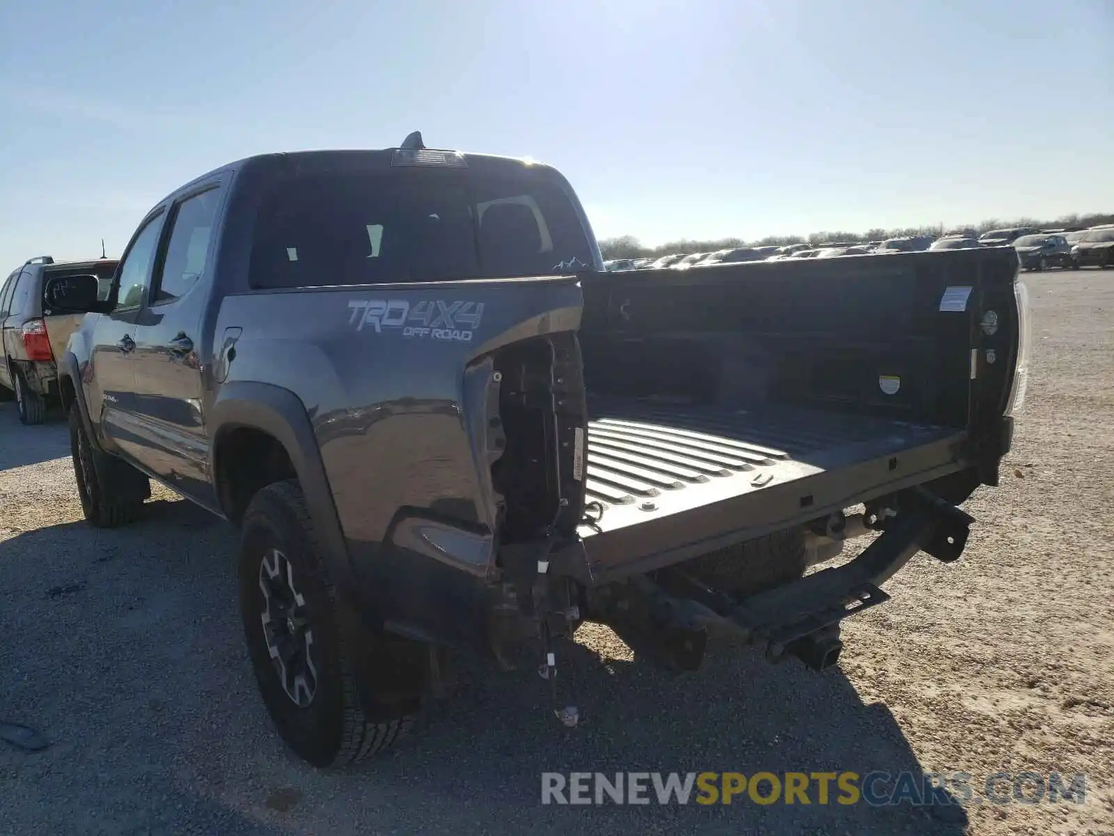 3 Photograph of a damaged car 5TFCZ5AN0LX237769 TOYOTA TACOMA 2020