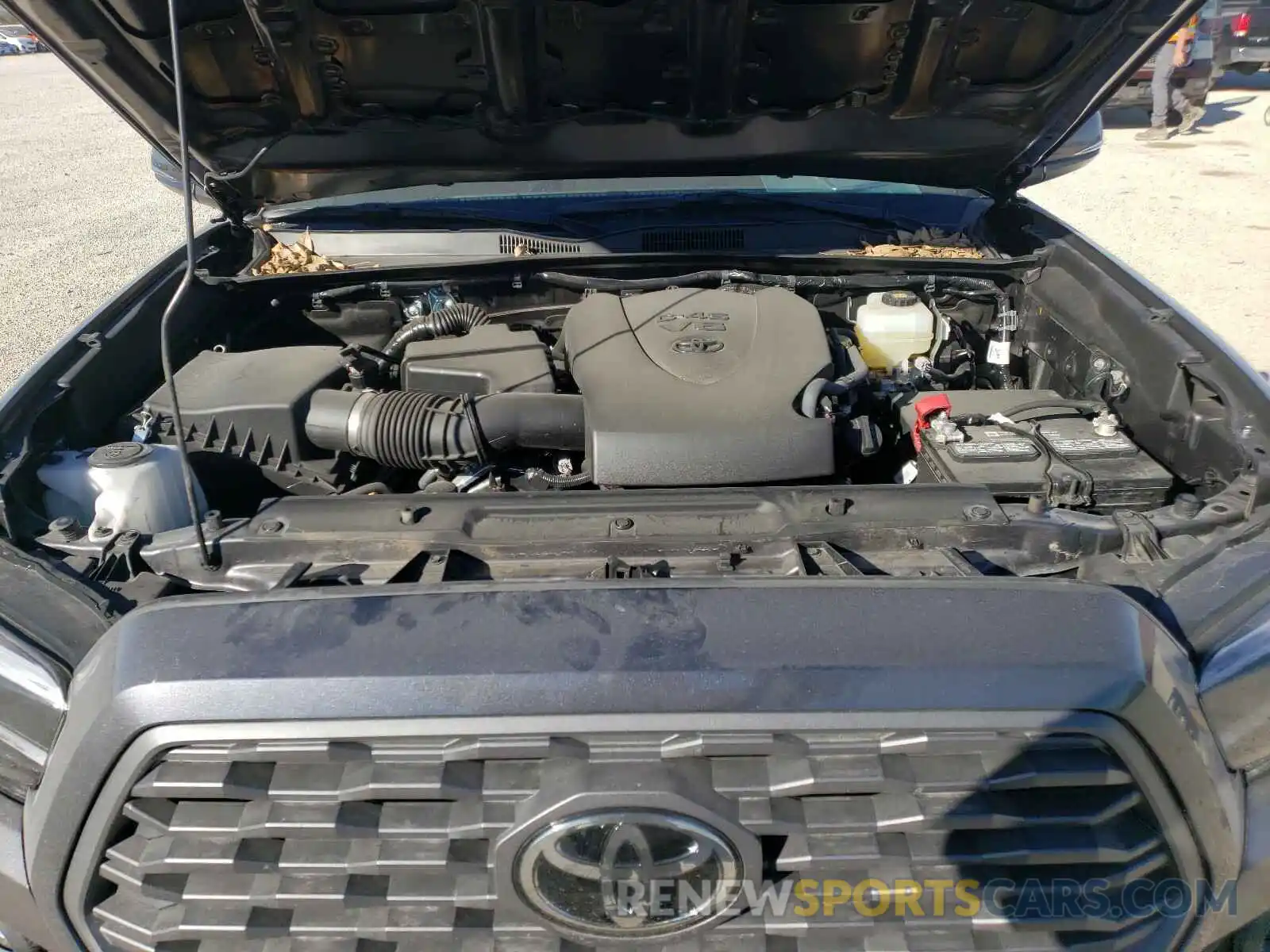 7 Photograph of a damaged car 5TFCZ5AN0LX237769 TOYOTA TACOMA 2020