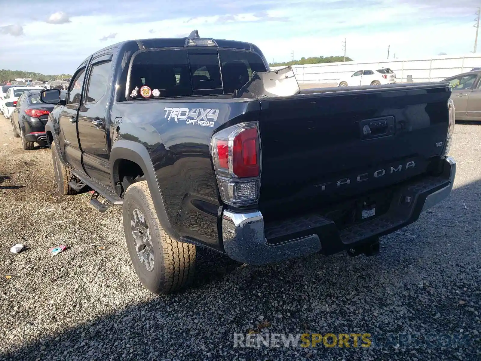 3 Photograph of a damaged car 5TFCZ5AN0LX238727 TOYOTA TACOMA 2020