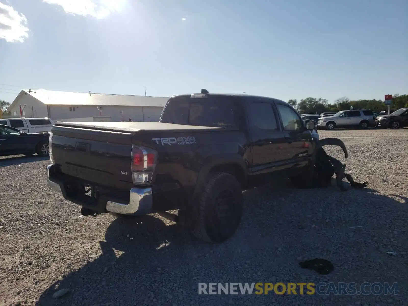 4 Photograph of a damaged car 5TFCZ5AN0LX241871 TOYOTA TACOMA 2020