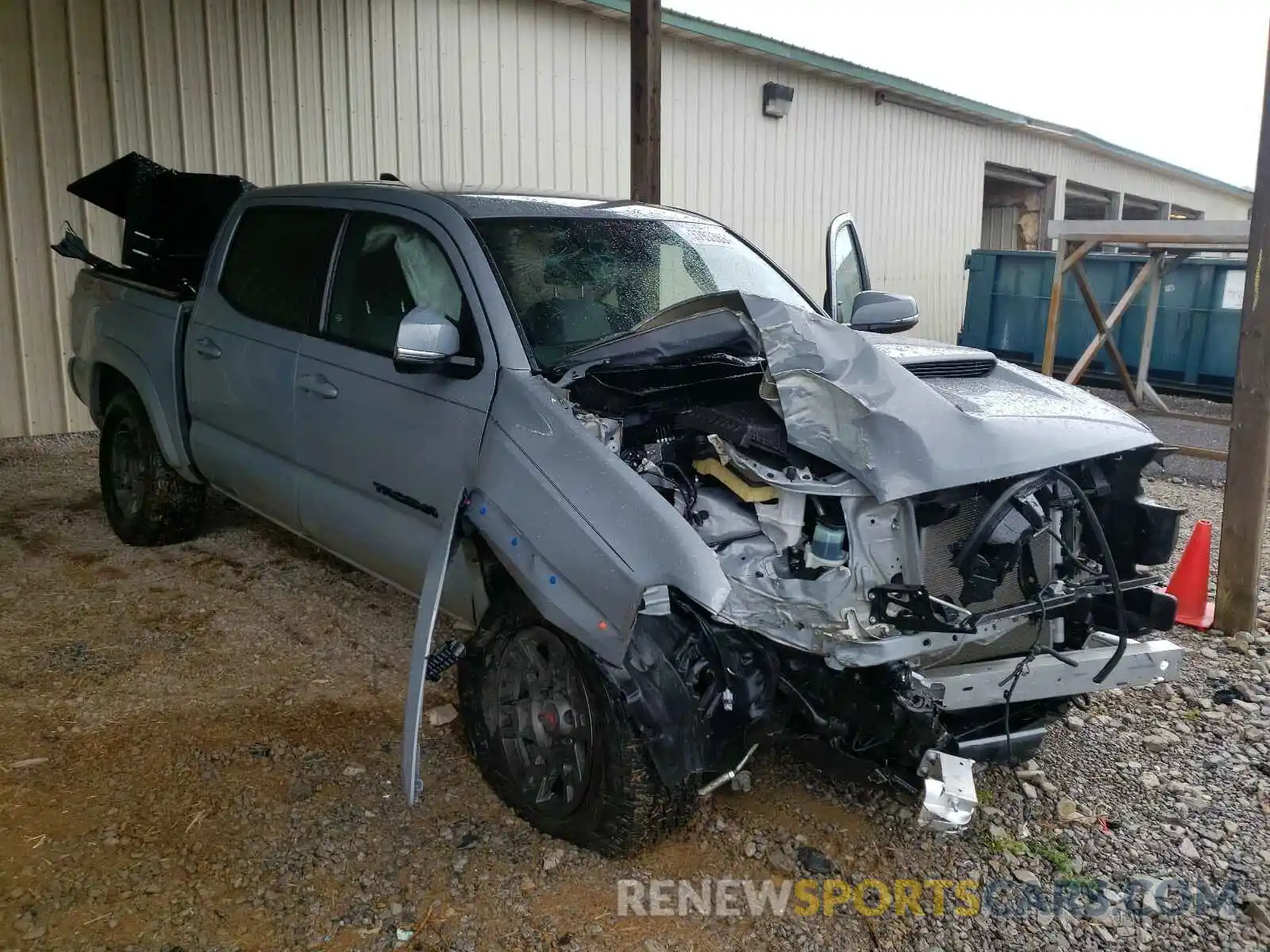 1 Photograph of a damaged car 5TFCZ5AN1LX222276 TOYOTA TACOMA 2020