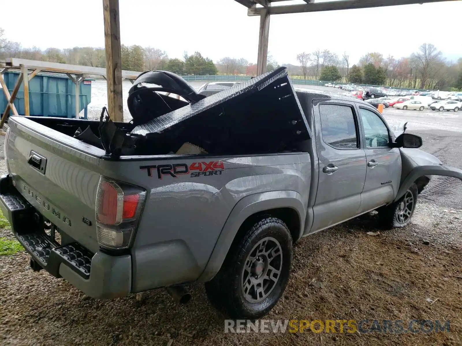 4 Фотография поврежденного автомобиля 5TFCZ5AN1LX222276 TOYOTA TACOMA 2020