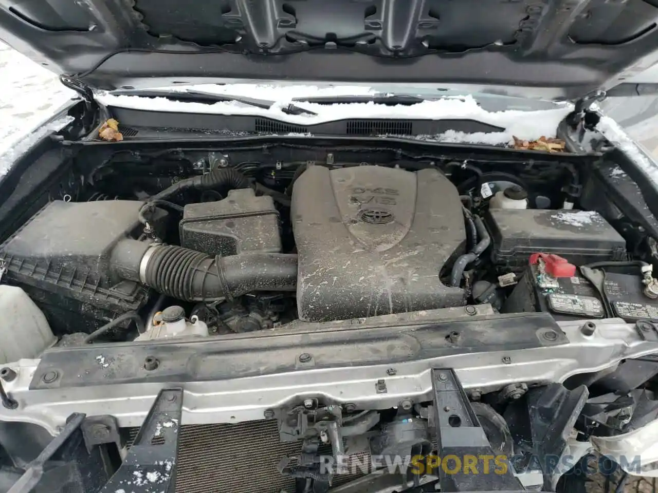 7 Photograph of a damaged car 5TFCZ5AN1LX222620 TOYOTA TACOMA 2020