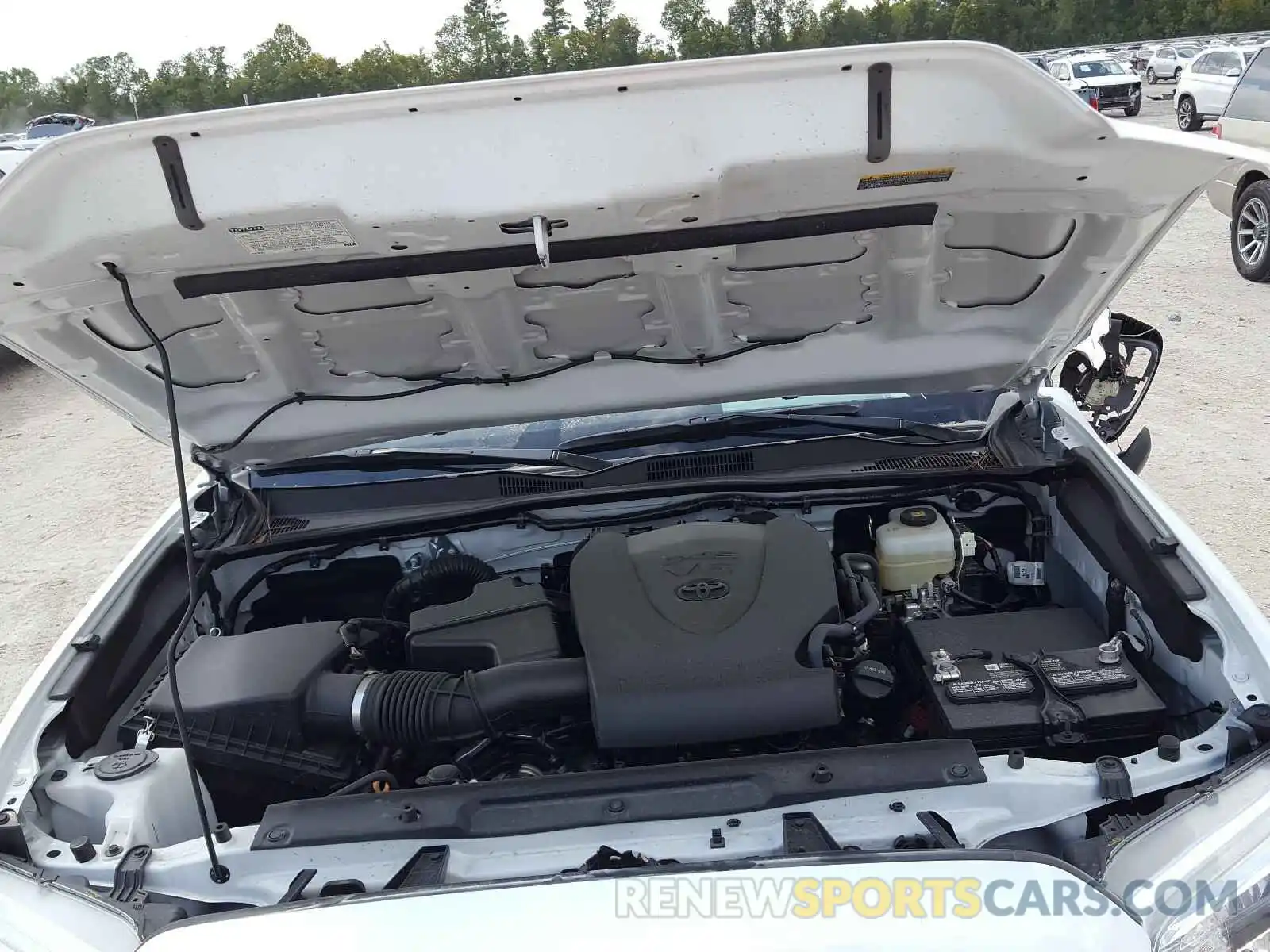 7 Photograph of a damaged car 5TFCZ5AN1LX230359 TOYOTA TACOMA 2020