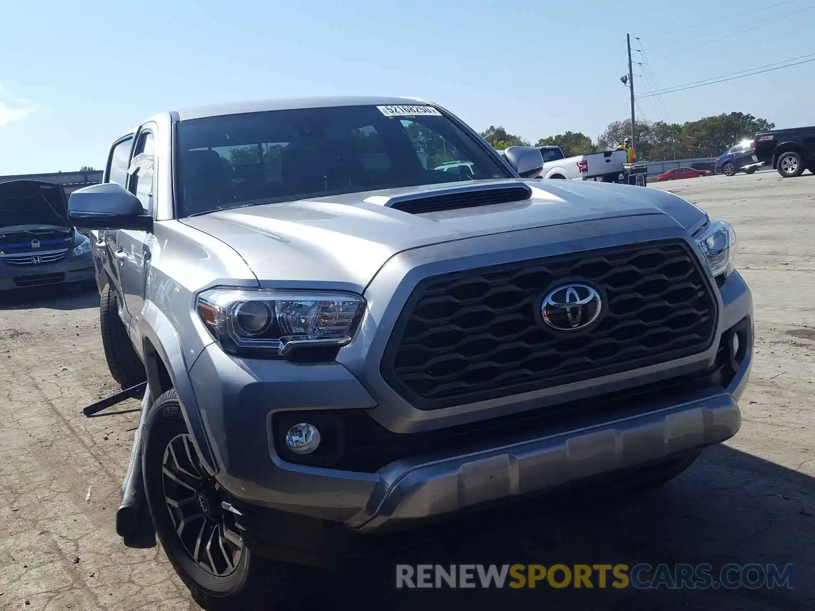 1 Photograph of a damaged car 5TFCZ5AN1LX231558 TOYOTA TACOMA 2020