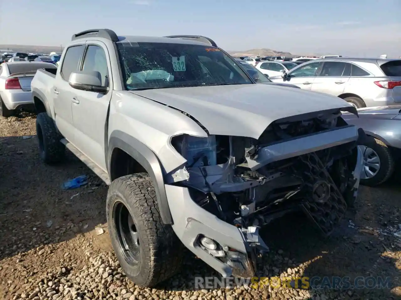 1 Photograph of a damaged car 5TFCZ5AN1LX233715 TOYOTA TACOMA 2020