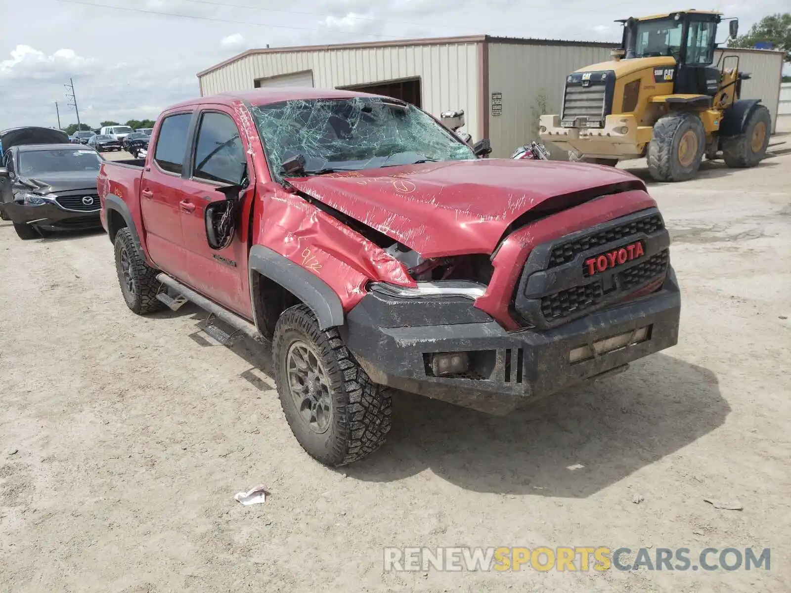 1 Photograph of a damaged car 5TFCZ5AN1LX236825 TOYOTA TACOMA 2020