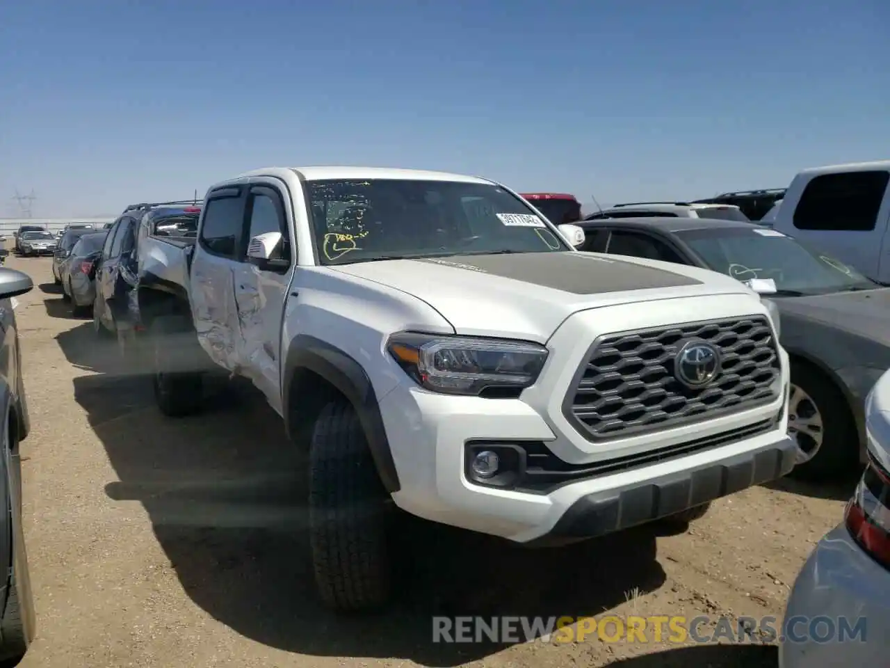 1 Photograph of a damaged car 5TFCZ5AN1LX237859 TOYOTA TACOMA 2020