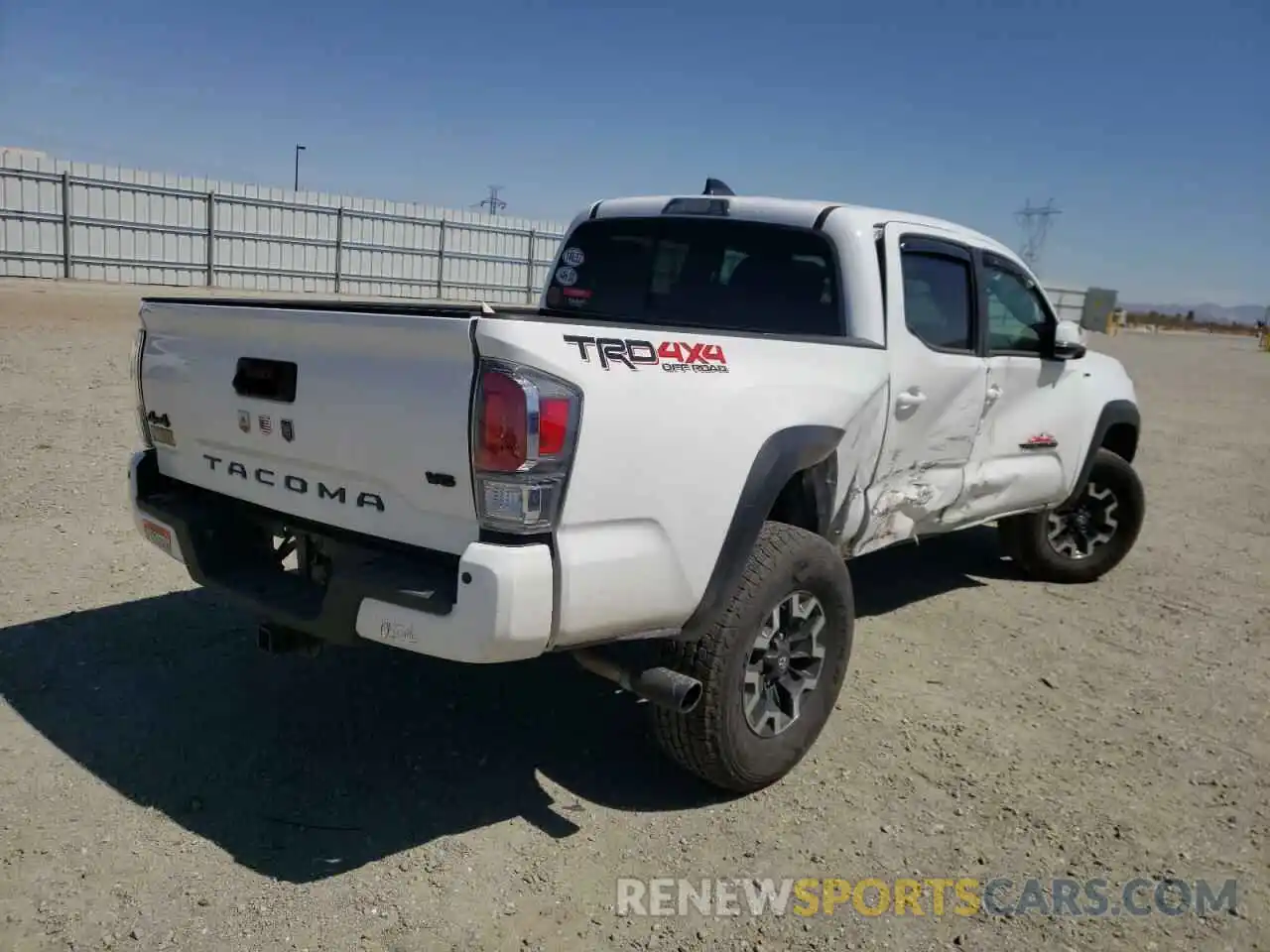 4 Photograph of a damaged car 5TFCZ5AN1LX237859 TOYOTA TACOMA 2020