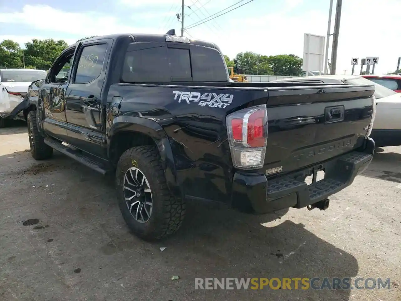 3 Photograph of a damaged car 5TFCZ5AN1LX241362 TOYOTA TACOMA 2020