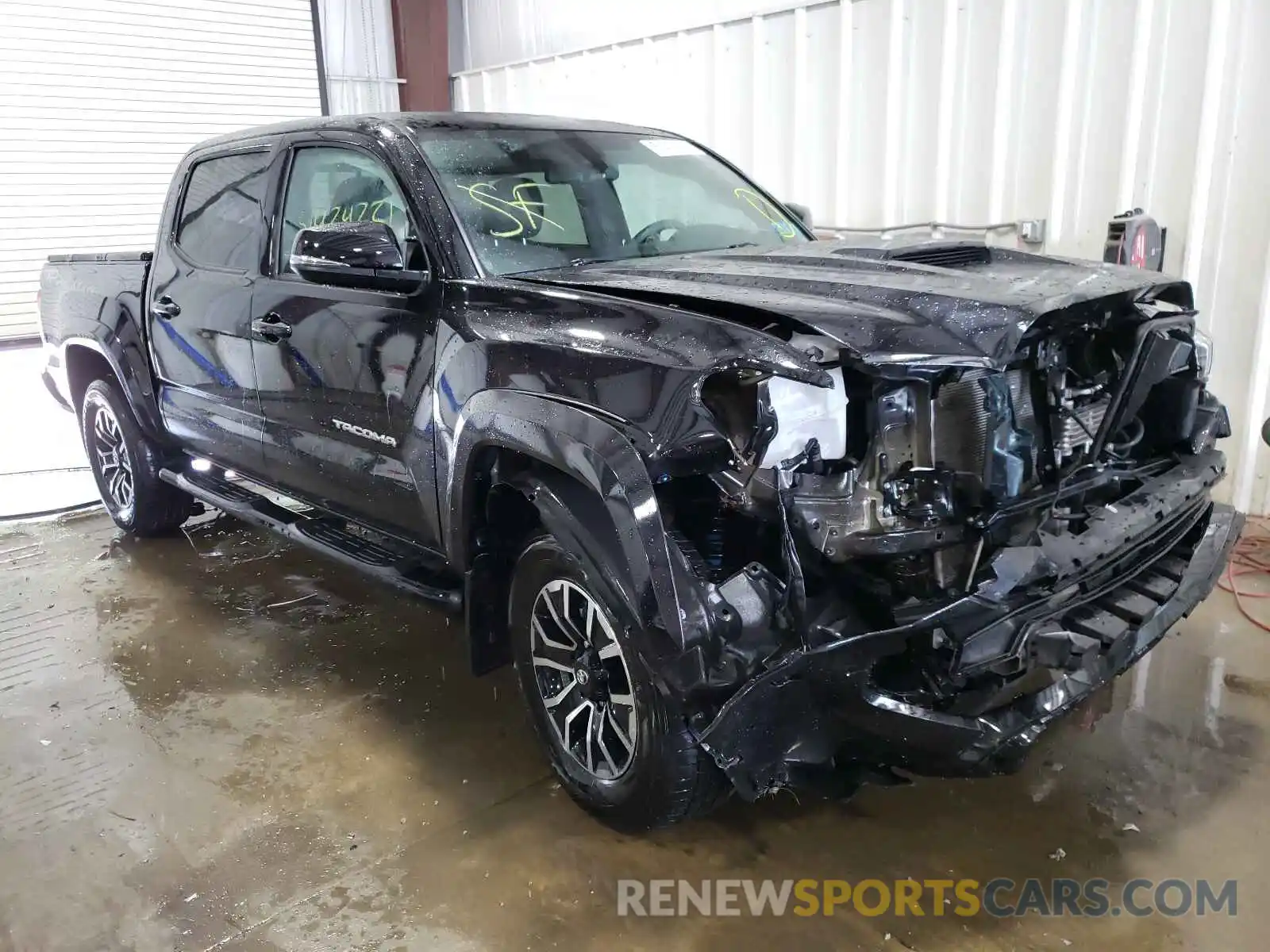 1 Photograph of a damaged car 5TFCZ5AN2LX219158 TOYOTA TACOMA 2020