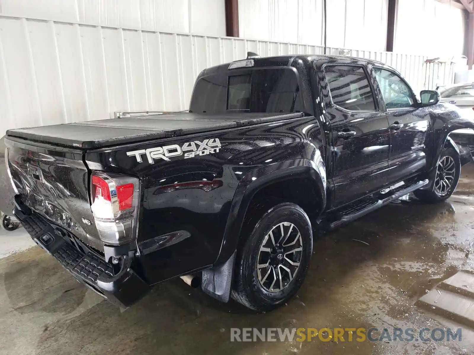 4 Photograph of a damaged car 5TFCZ5AN2LX219158 TOYOTA TACOMA 2020