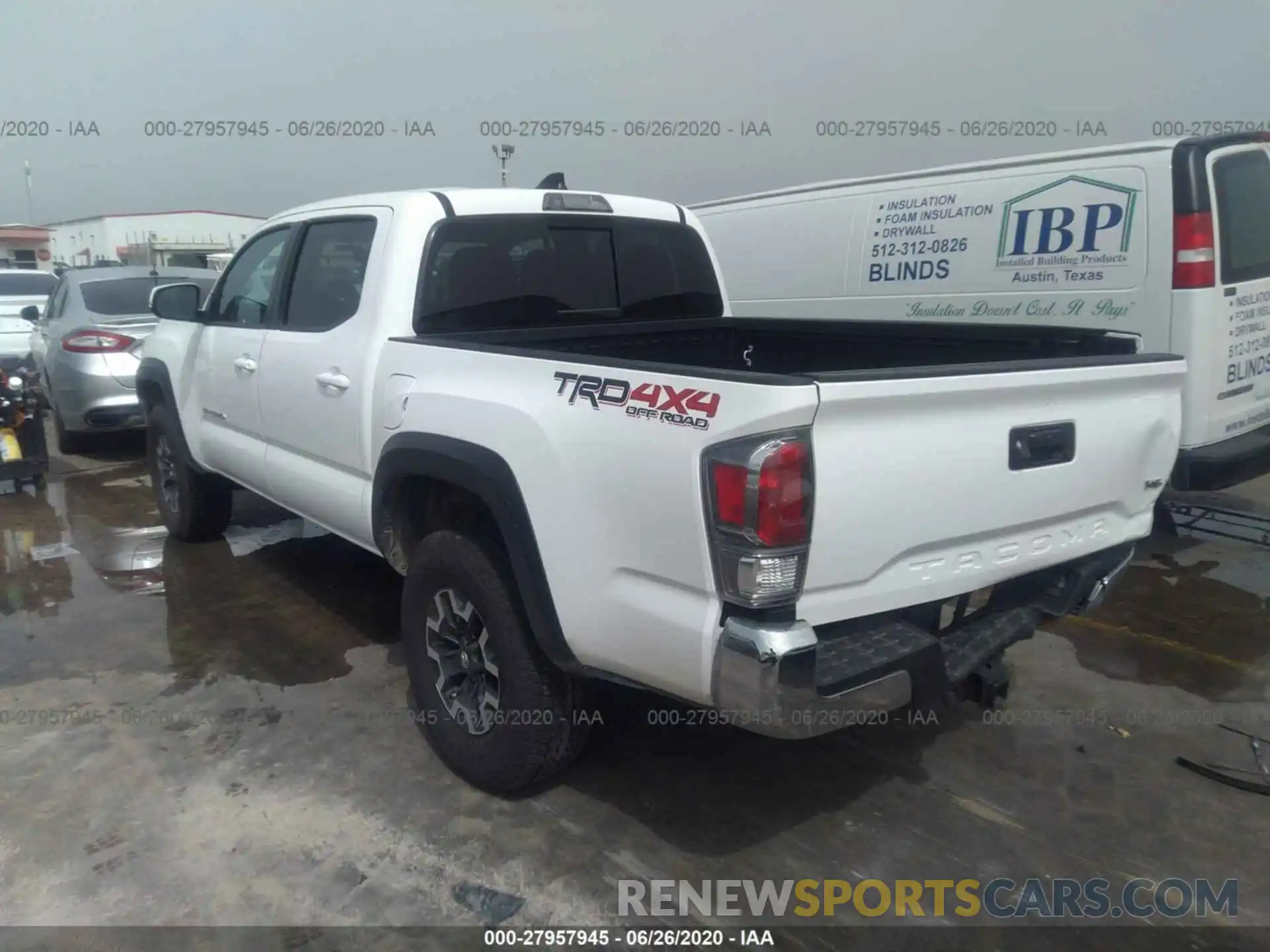 3 Photograph of a damaged car 5TFCZ5AN2LX222786 TOYOTA TACOMA 2020