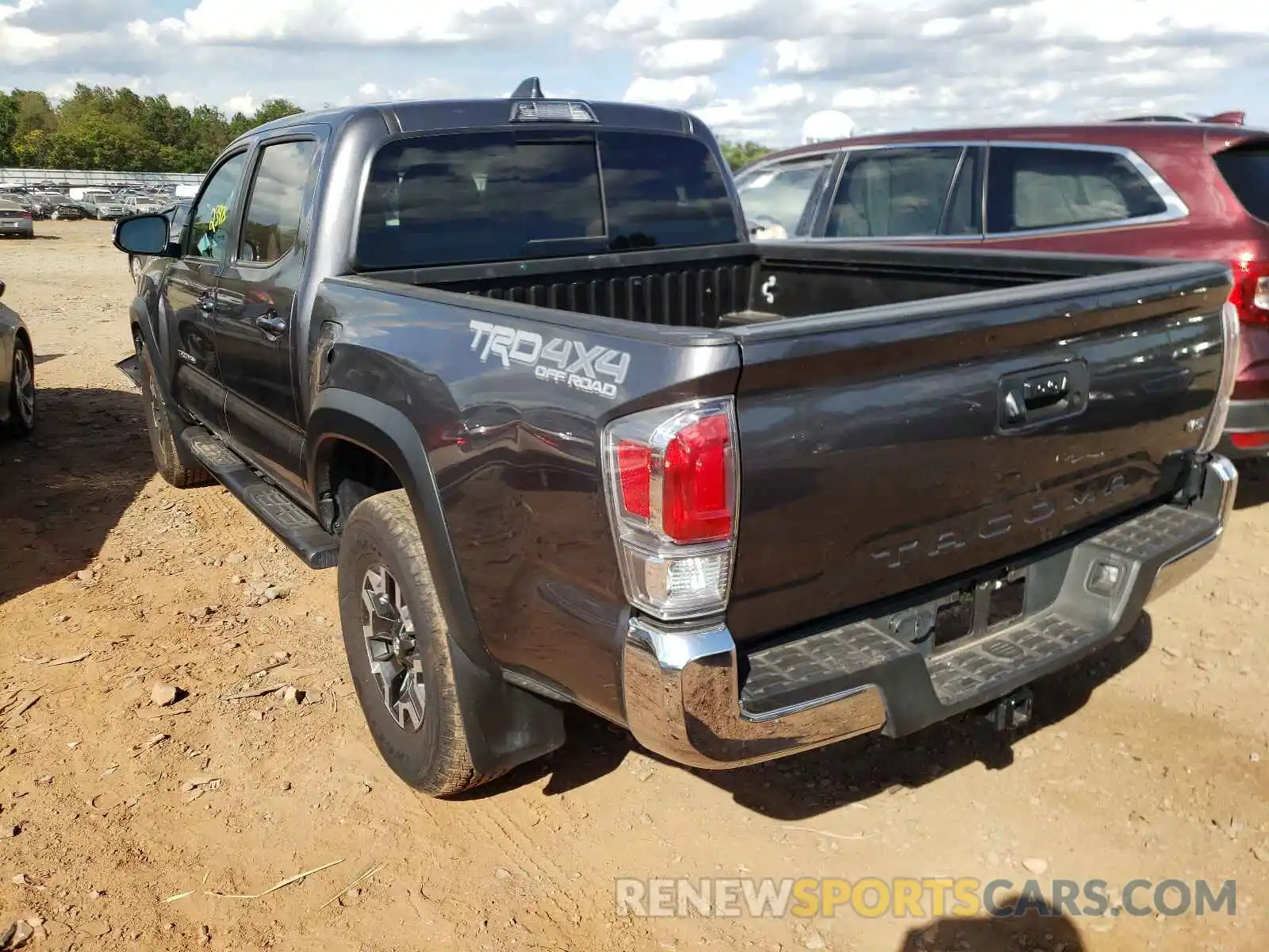 3 Photograph of a damaged car 5TFCZ5AN2LX222948 TOYOTA TACOMA 2020