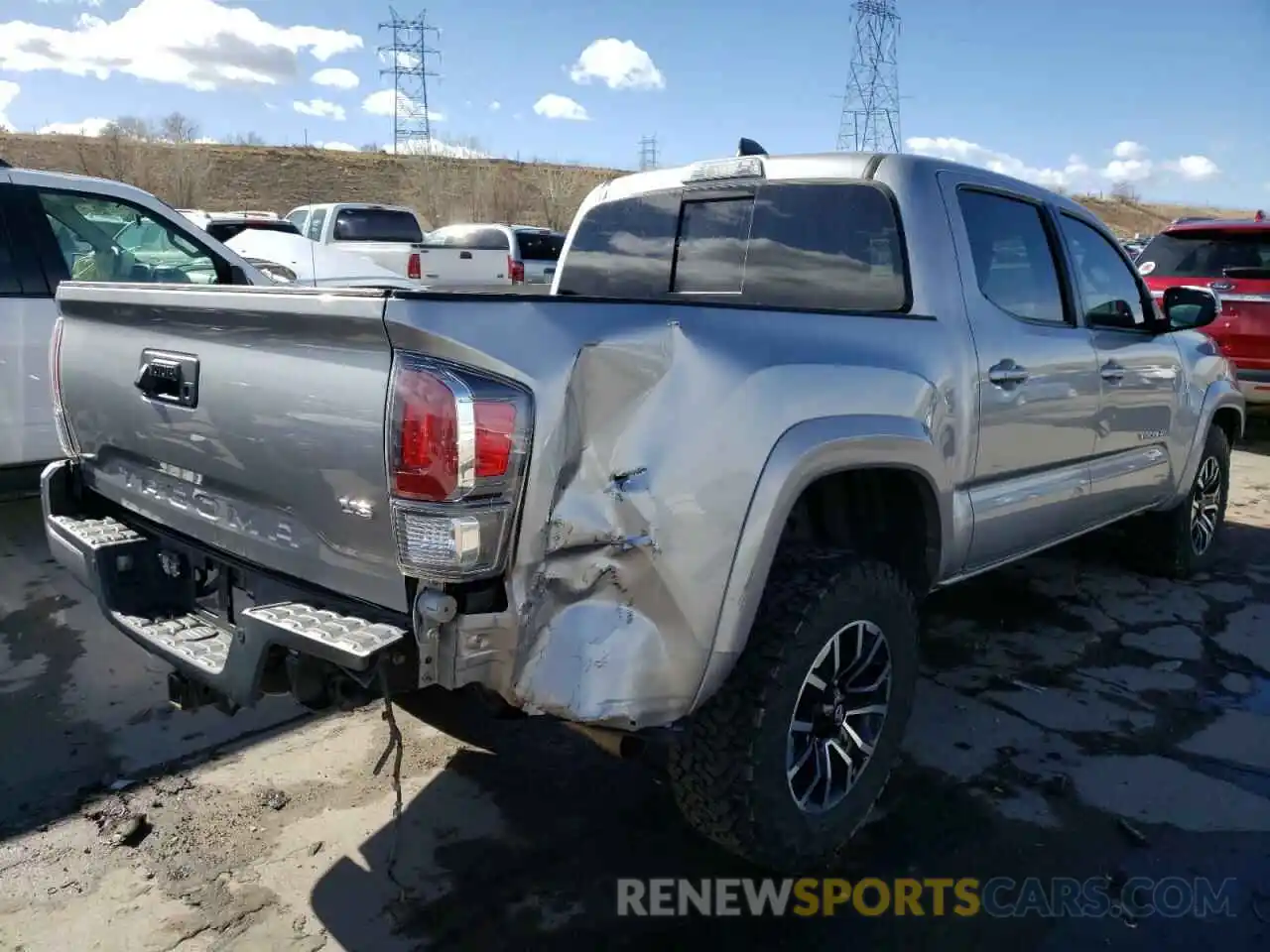 4 Photograph of a damaged car 5TFCZ5AN2LX223694 TOYOTA TACOMA 2020