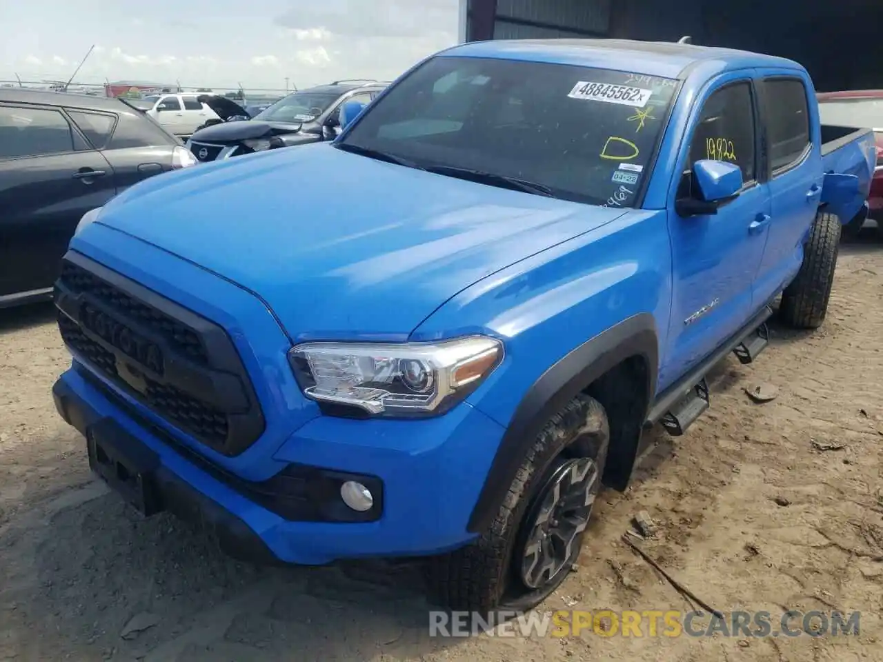 2 Photograph of a damaged car 5TFCZ5AN2LX227969 TOYOTA TACOMA 2020