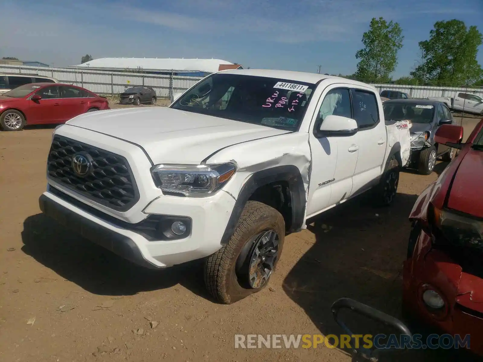 2 Photograph of a damaged car 5TFCZ5AN2LX229981 TOYOTA TACOMA 2020