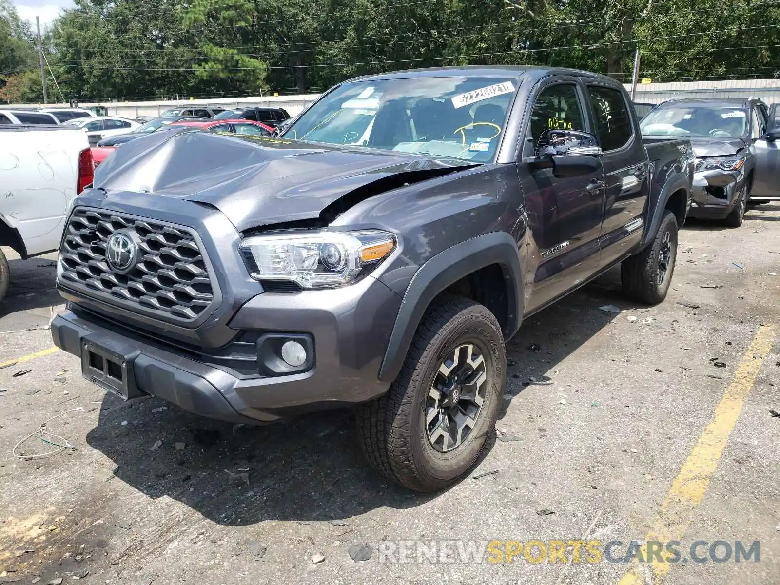 2 Photograph of a damaged car 5TFCZ5AN2LX231083 TOYOTA TACOMA 2020