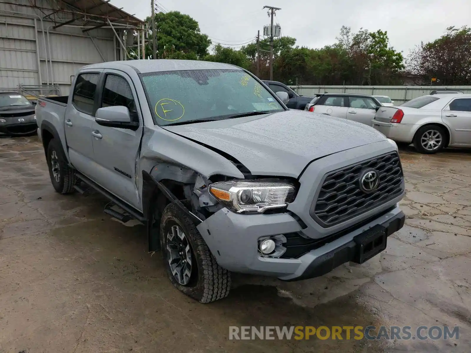 1 Photograph of a damaged car 5TFCZ5AN2LX233514 TOYOTA TACOMA 2020