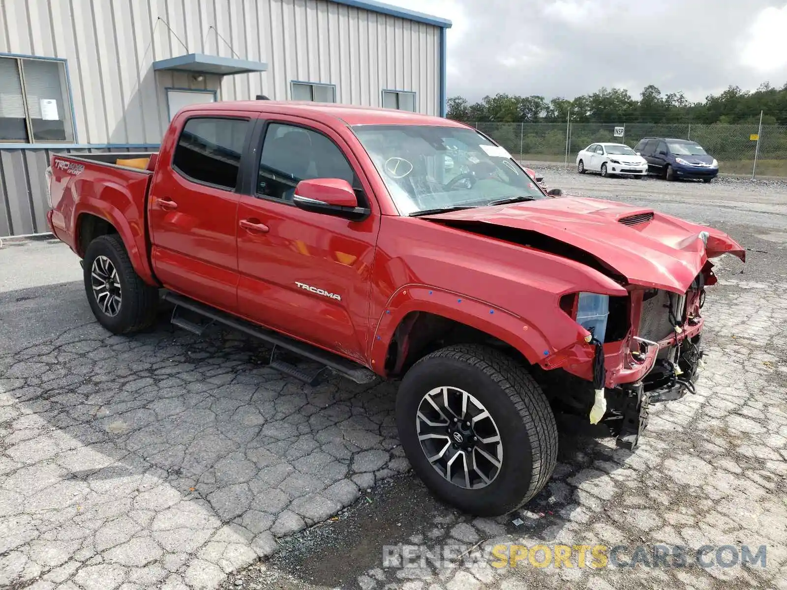 1 Photograph of a damaged car 5TFCZ5AN2LX235537 TOYOTA TACOMA 2020