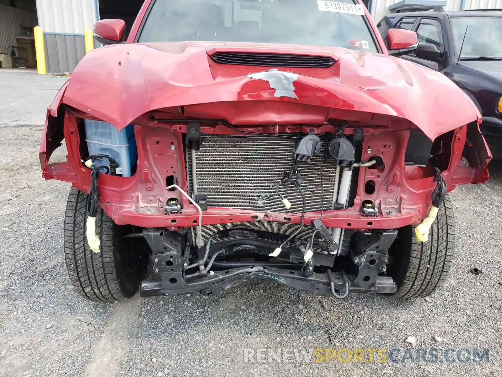 9 Photograph of a damaged car 5TFCZ5AN2LX235537 TOYOTA TACOMA 2020