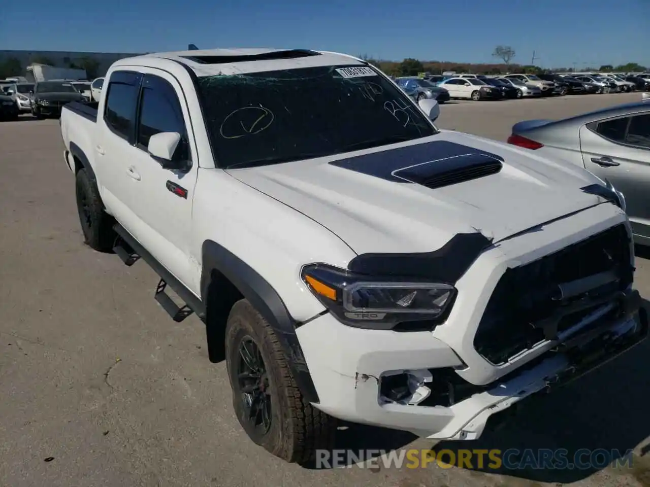 1 Photograph of a damaged car 5TFCZ5AN2LX237806 TOYOTA TACOMA 2020