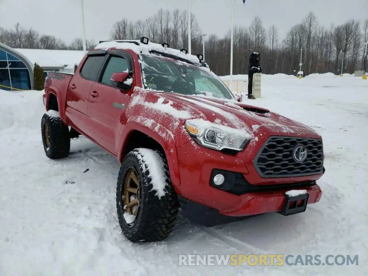 1 Photograph of a damaged car 5TFCZ5AN2LX242178 TOYOTA TACOMA 2020