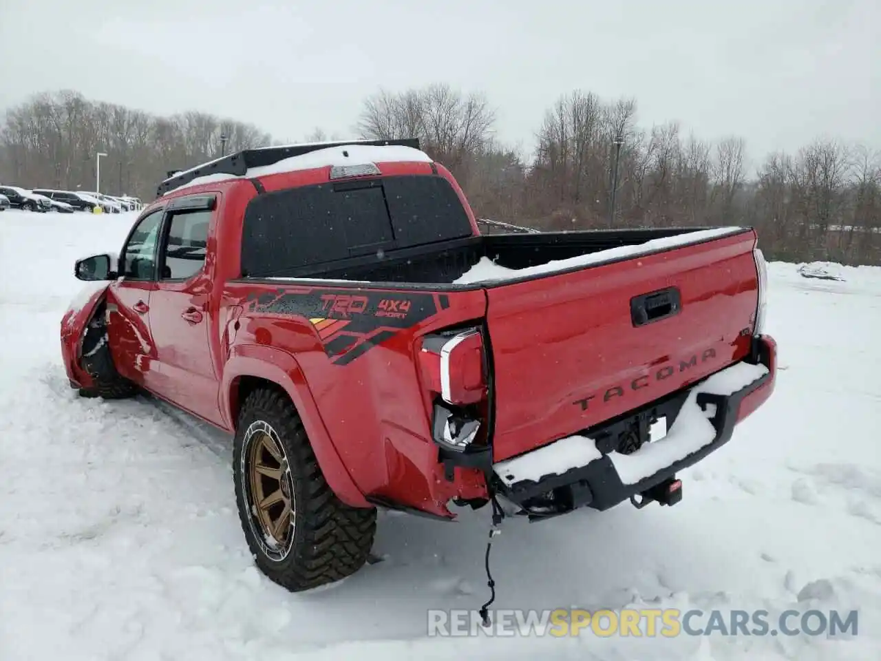 3 Фотография поврежденного автомобиля 5TFCZ5AN2LX242178 TOYOTA TACOMA 2020