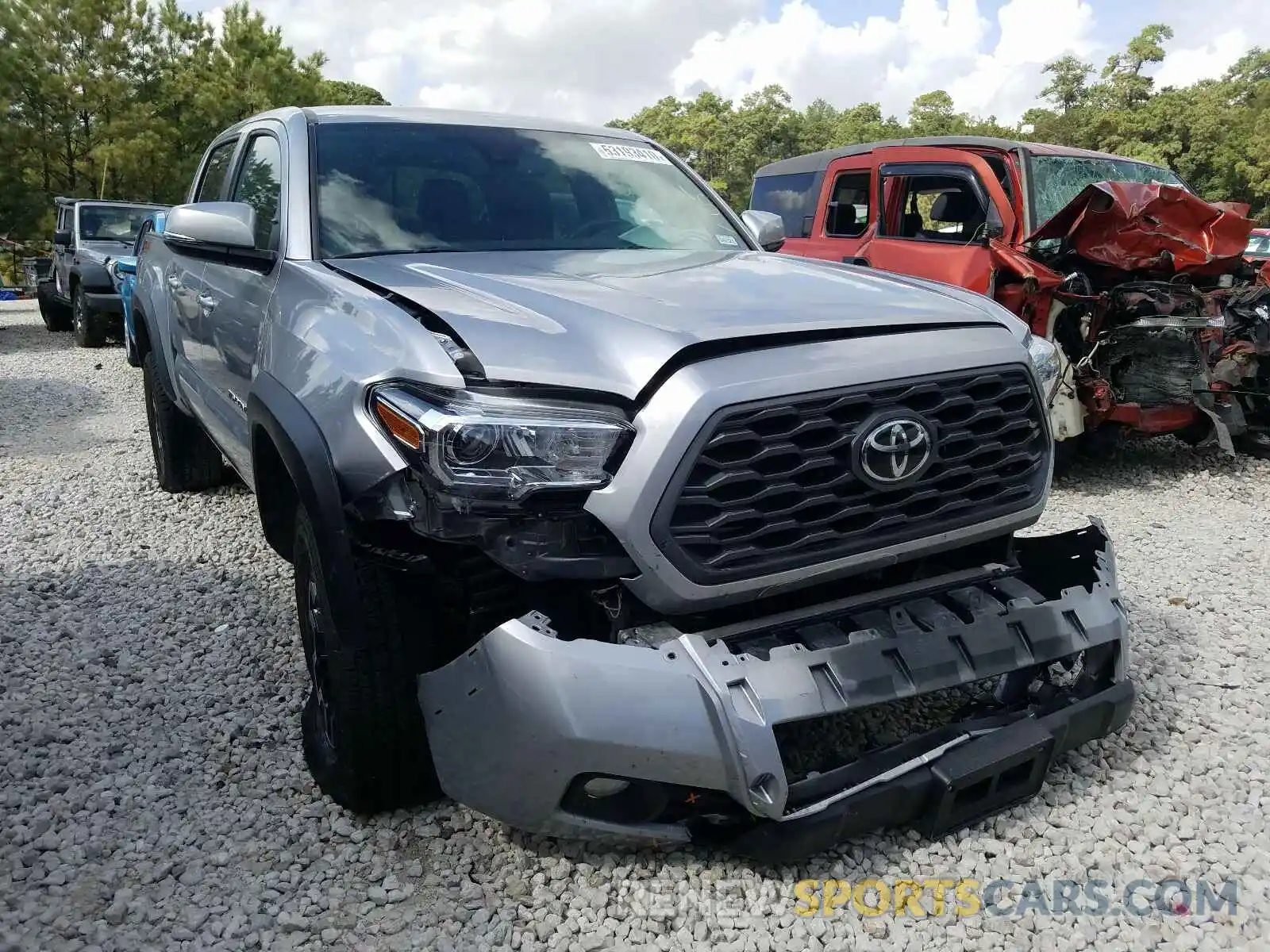 1 Photograph of a damaged car 5TFCZ5AN3LX221288 TOYOTA TACOMA 2020