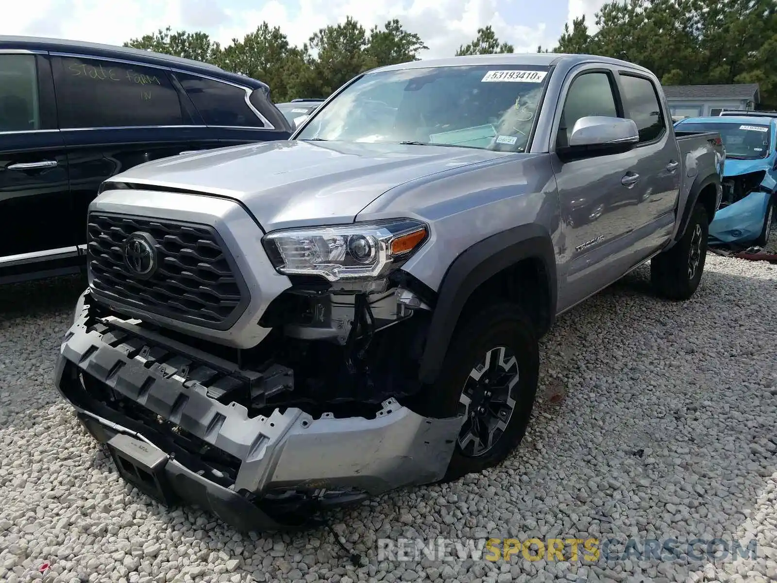 2 Photograph of a damaged car 5TFCZ5AN3LX221288 TOYOTA TACOMA 2020