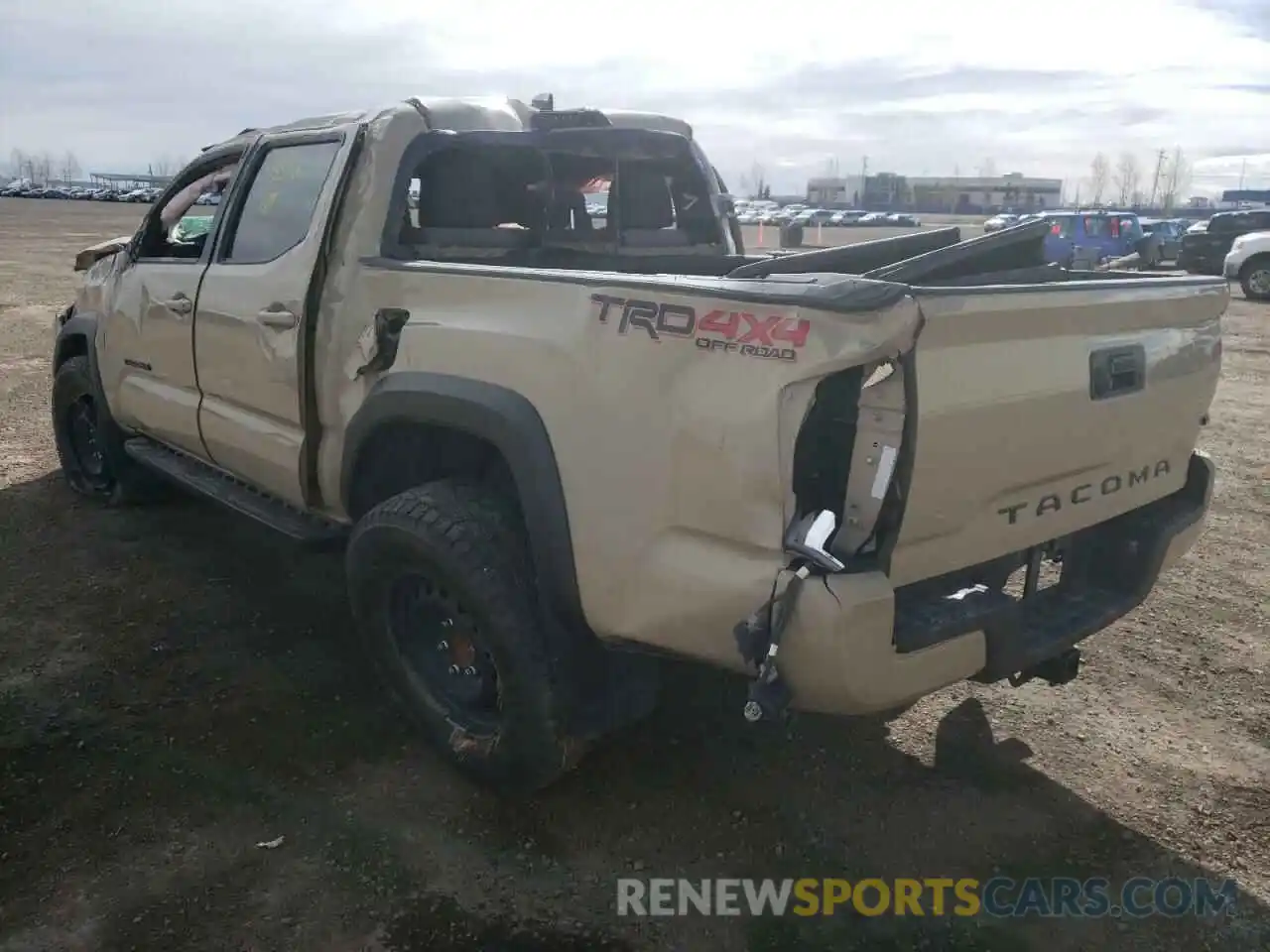 3 Photograph of a damaged car 5TFCZ5AN3LX221839 TOYOTA TACOMA 2020