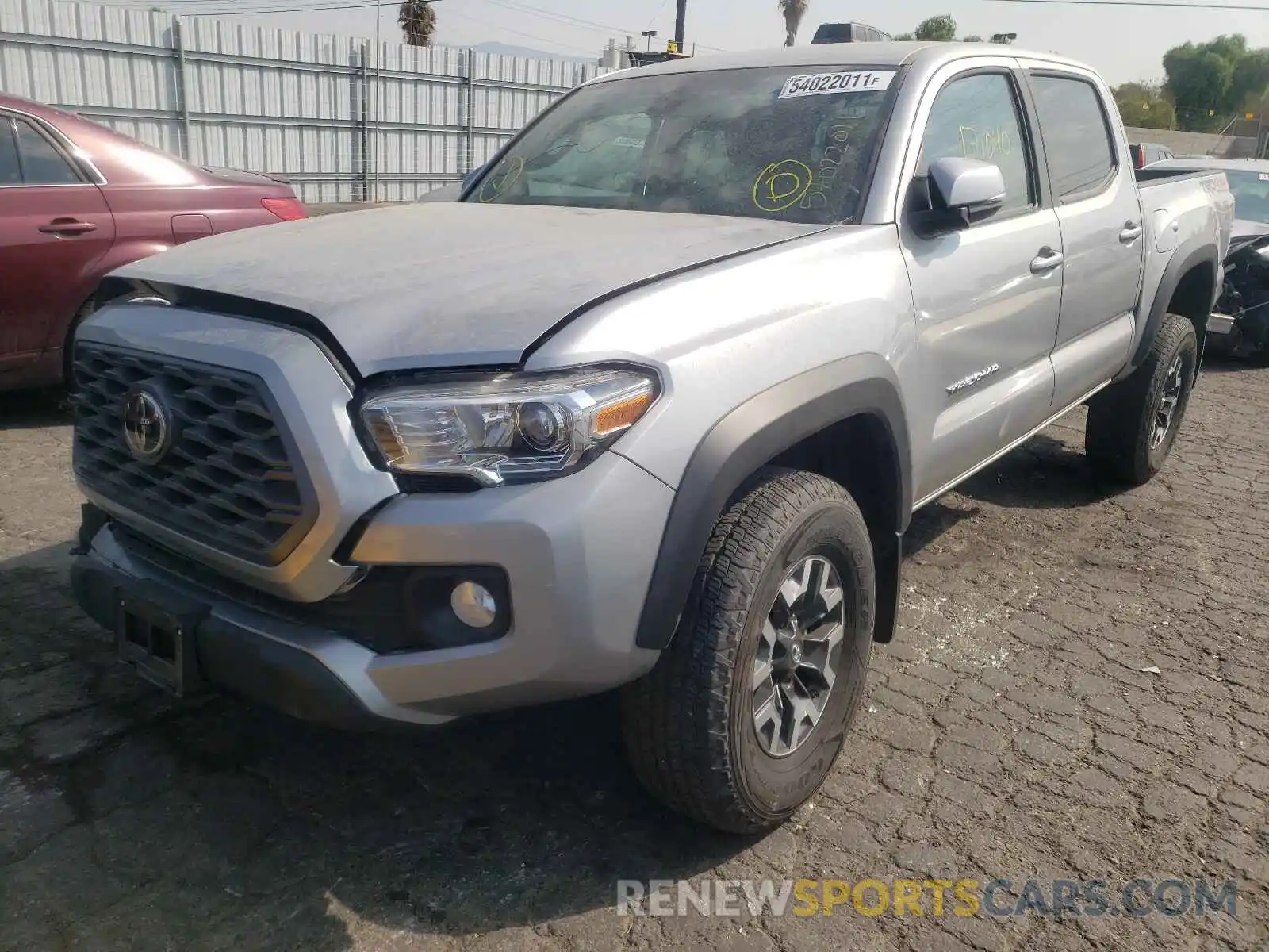 2 Photograph of a damaged car 5TFCZ5AN3LX225745 TOYOTA TACOMA 2020