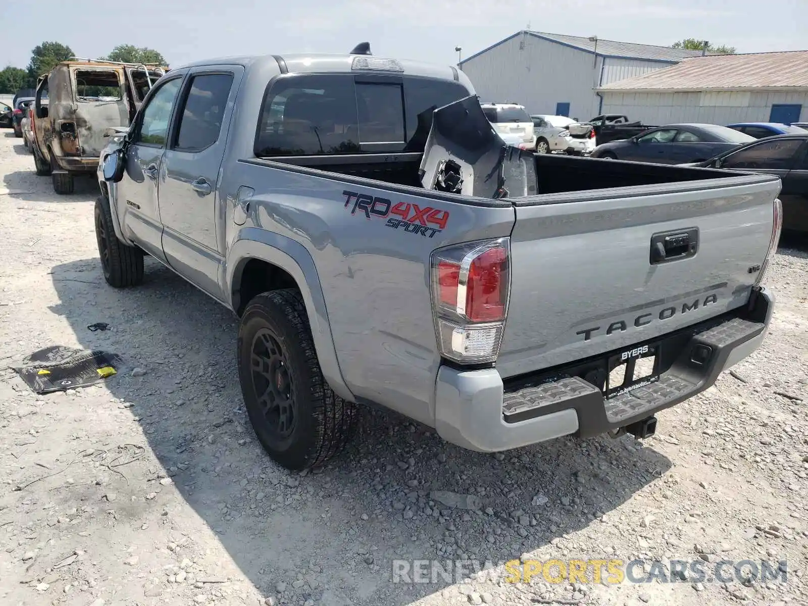 3 Photograph of a damaged car 5TFCZ5AN3LX226135 TOYOTA TACOMA 2020