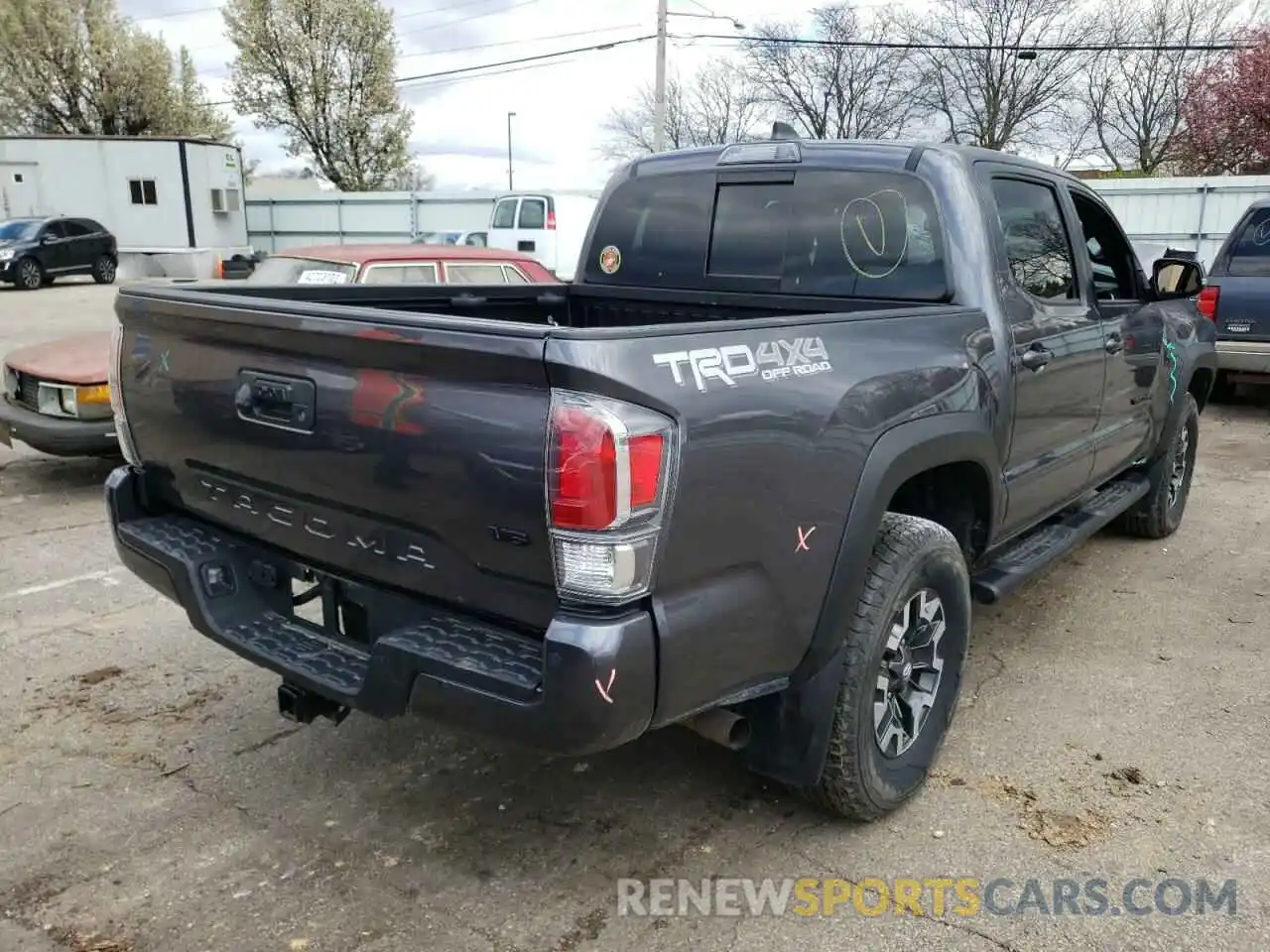 4 Photograph of a damaged car 5TFCZ5AN3LX227883 TOYOTA TACOMA 2020