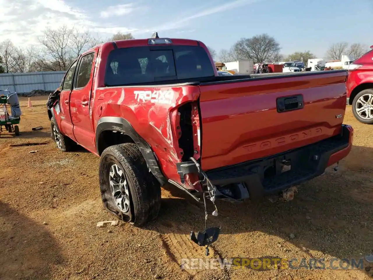 3 Photograph of a damaged car 5TFCZ5AN3LX231321 TOYOTA TACOMA 2020