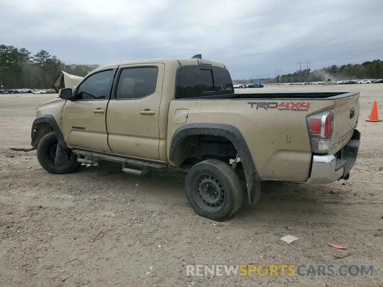 2 Photograph of a damaged car 5TFCZ5AN3LX233439 TOYOTA TACOMA 2020