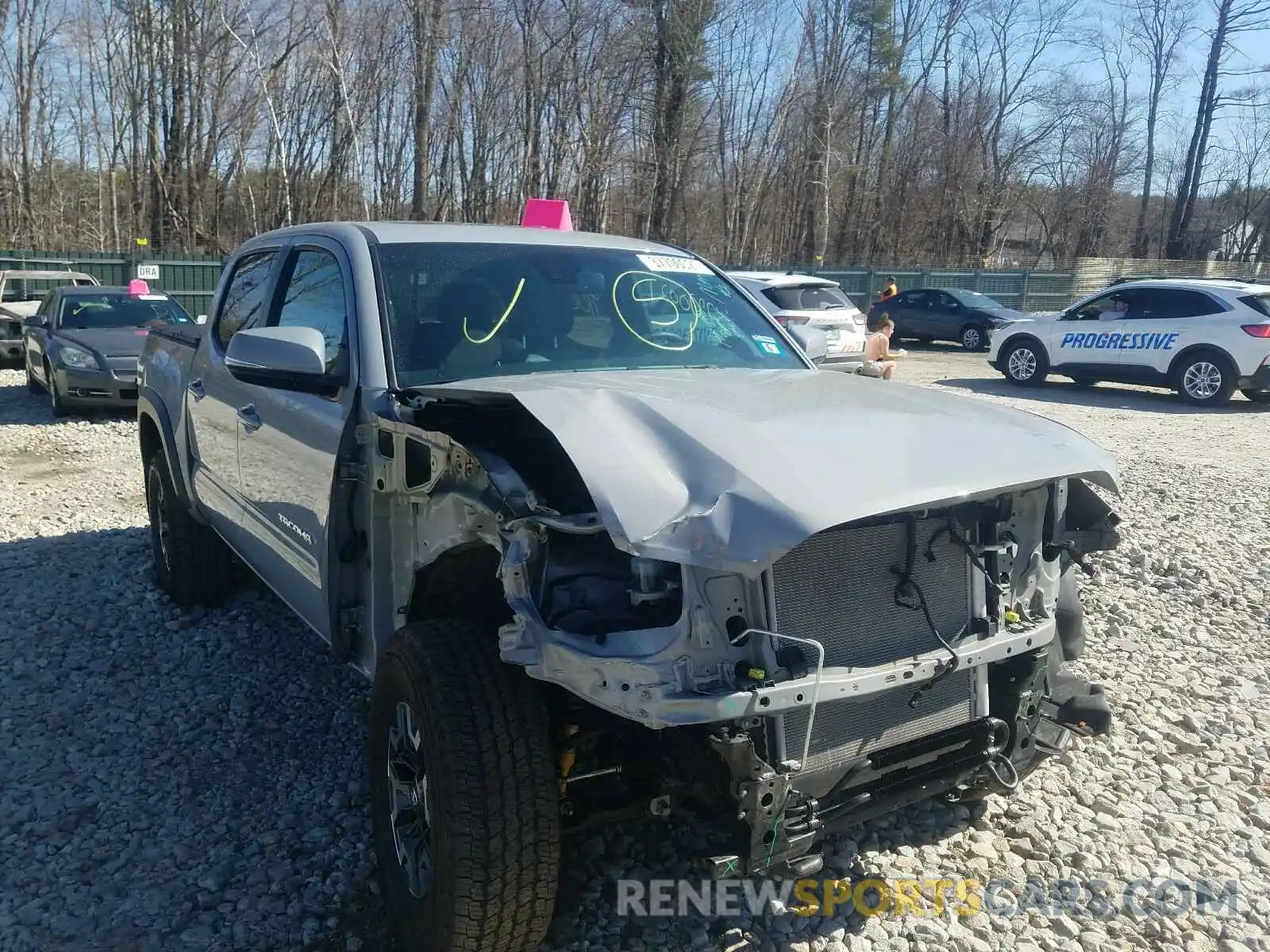 1 Photograph of a damaged car 5TFCZ5AN3LX240780 TOYOTA TACOMA 2020