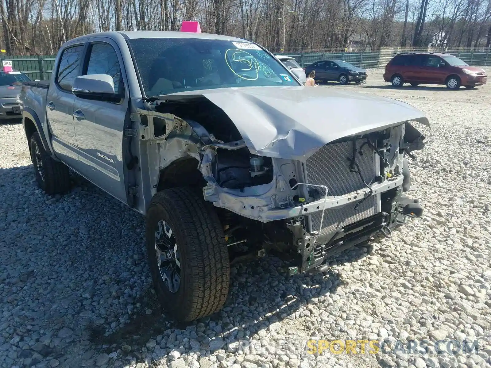 9 Photograph of a damaged car 5TFCZ5AN3LX240780 TOYOTA TACOMA 2020