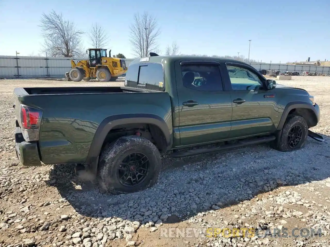 3 Photograph of a damaged car 5TFCZ5AN4LX215516 TOYOTA TACOMA 2020