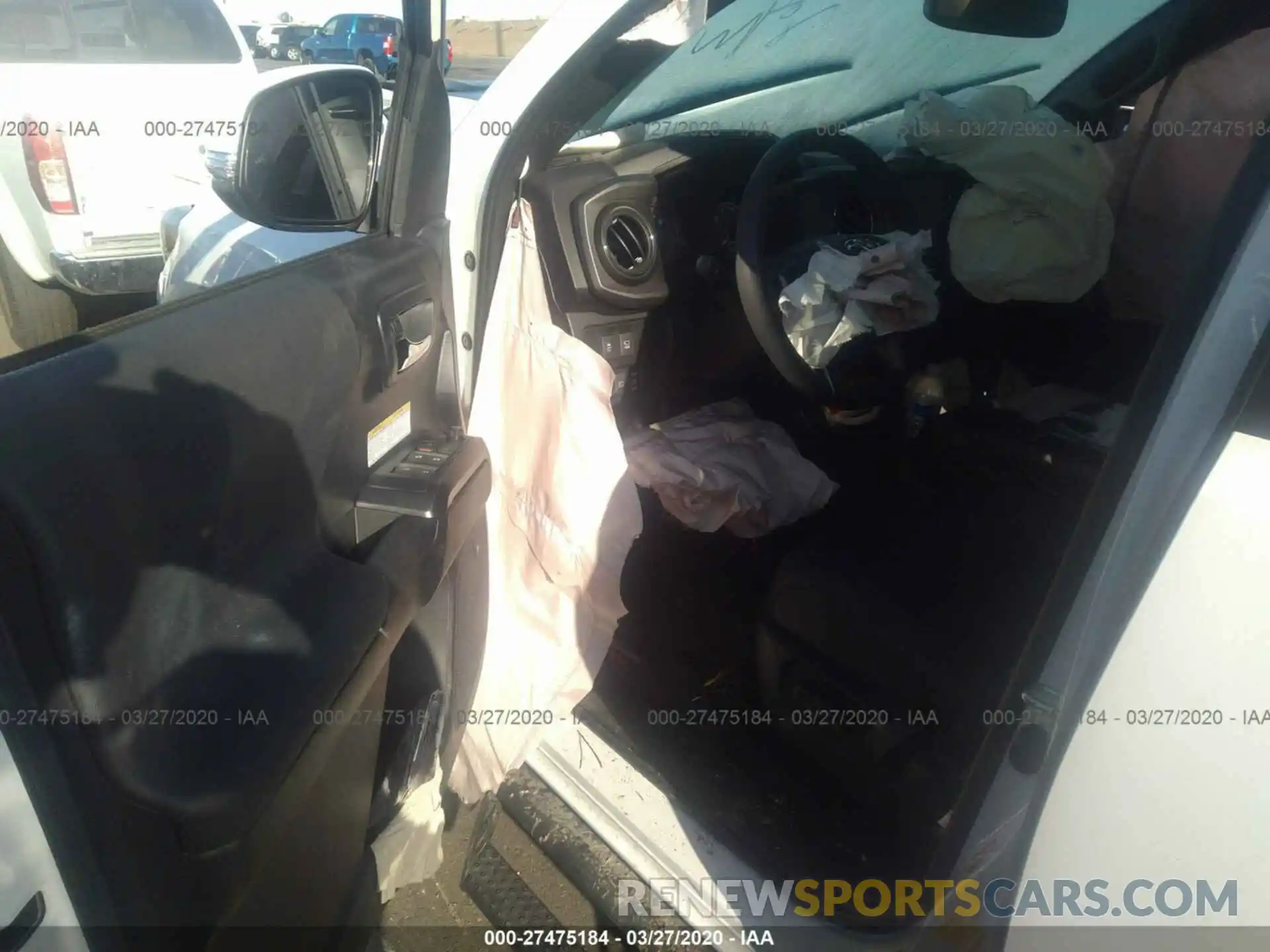 5 Photograph of a damaged car 5TFCZ5AN4LX216259 TOYOTA TACOMA 2020