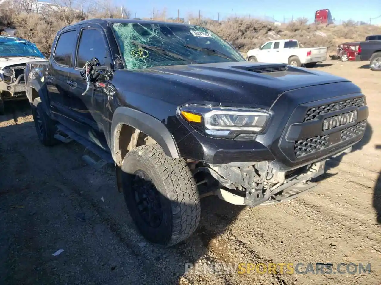 1 Photograph of a damaged car 5TFCZ5AN4LX221462 TOYOTA TACOMA 2020