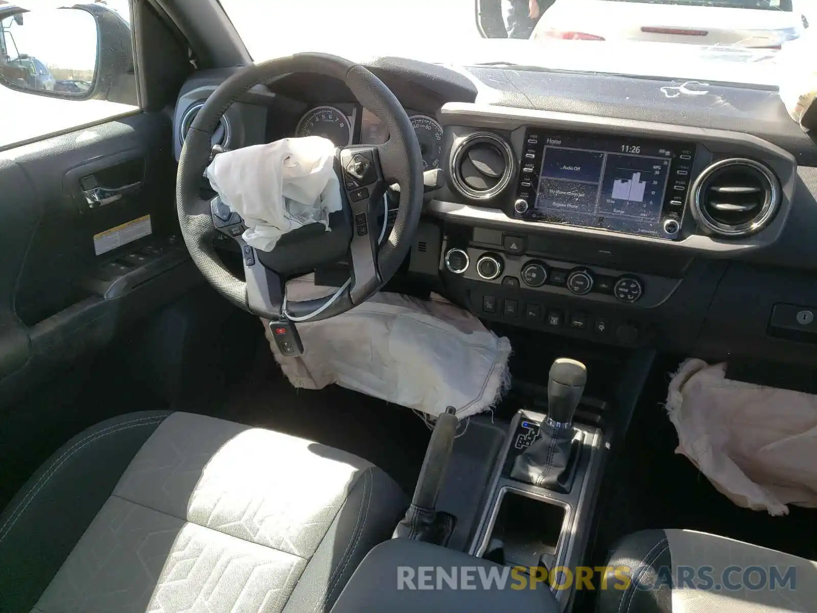 9 Photograph of a damaged car 5TFCZ5AN4LX228590 TOYOTA TACOMA 2020