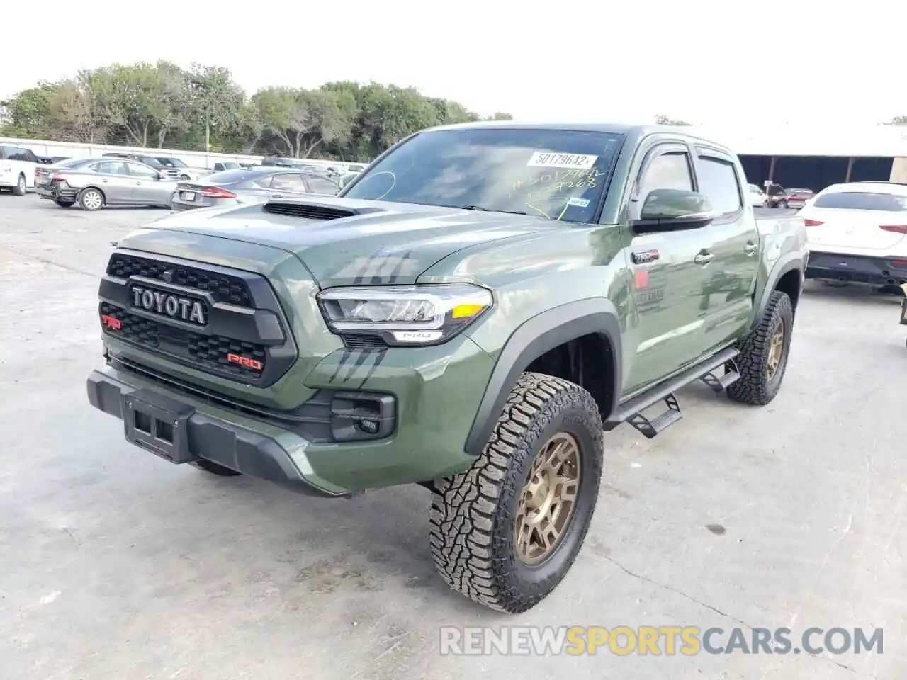 2 Photograph of a damaged car 5TFCZ5AN4LX229268 TOYOTA TACOMA 2020