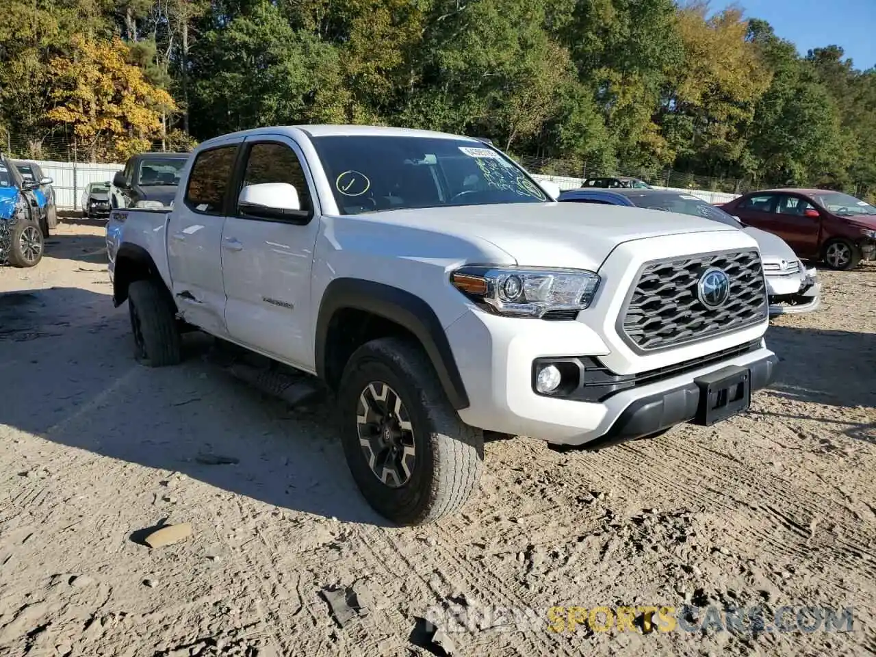 1 Фотография поврежденного автомобиля 5TFCZ5AN4LX230467 TOYOTA TACOMA 2020