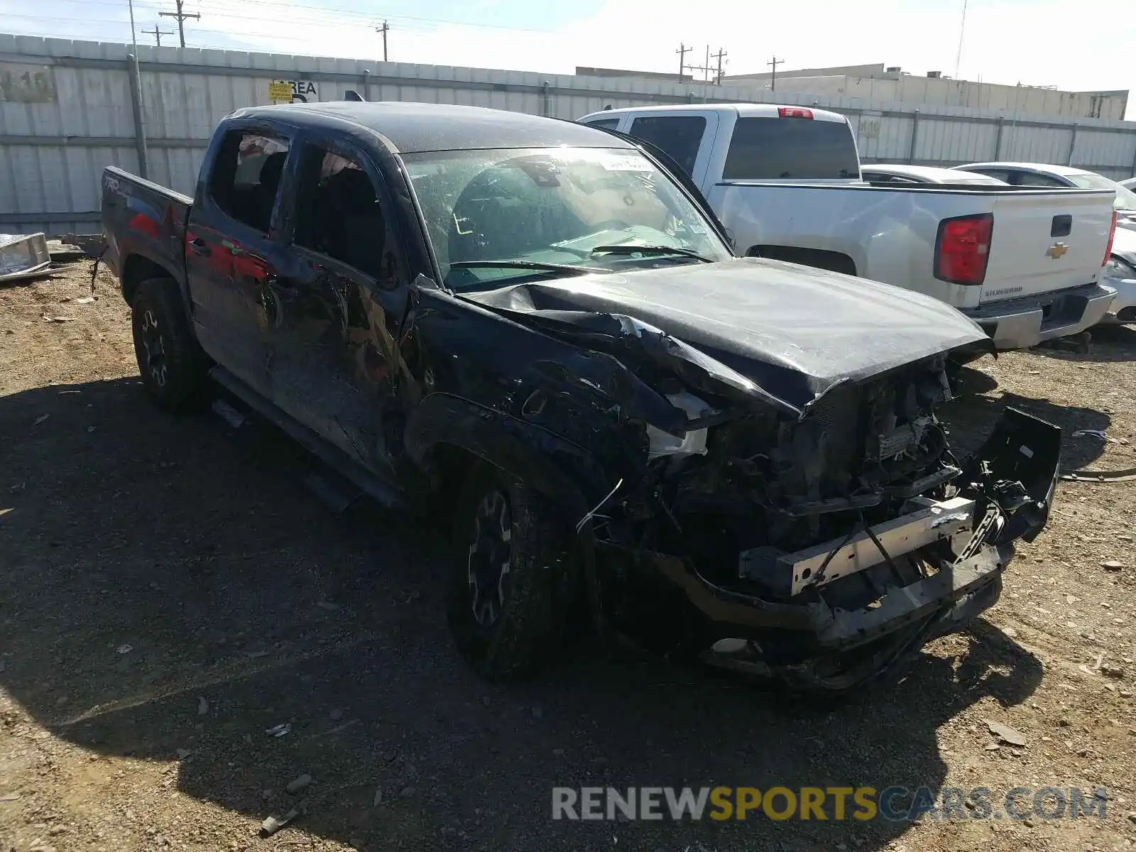 1 Photograph of a damaged car 5TFCZ5AN4LX231649 TOYOTA TACOMA 2020