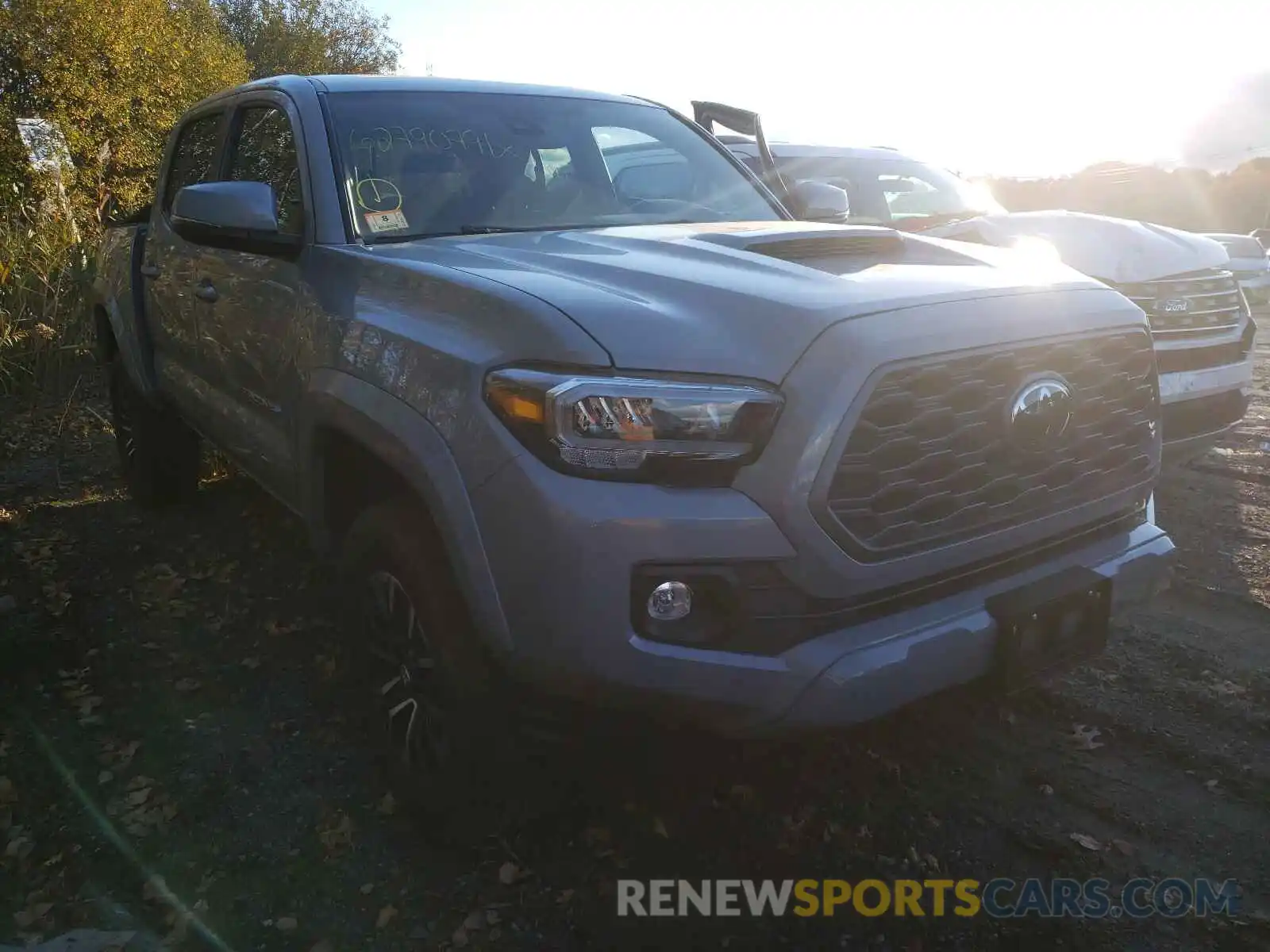 1 Photograph of a damaged car 5TFCZ5AN4LX237791 TOYOTA TACOMA 2020