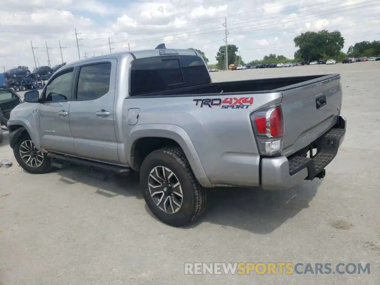 3 Photograph of a damaged car 5TFCZ5AN4LX238441 TOYOTA TACOMA 2020