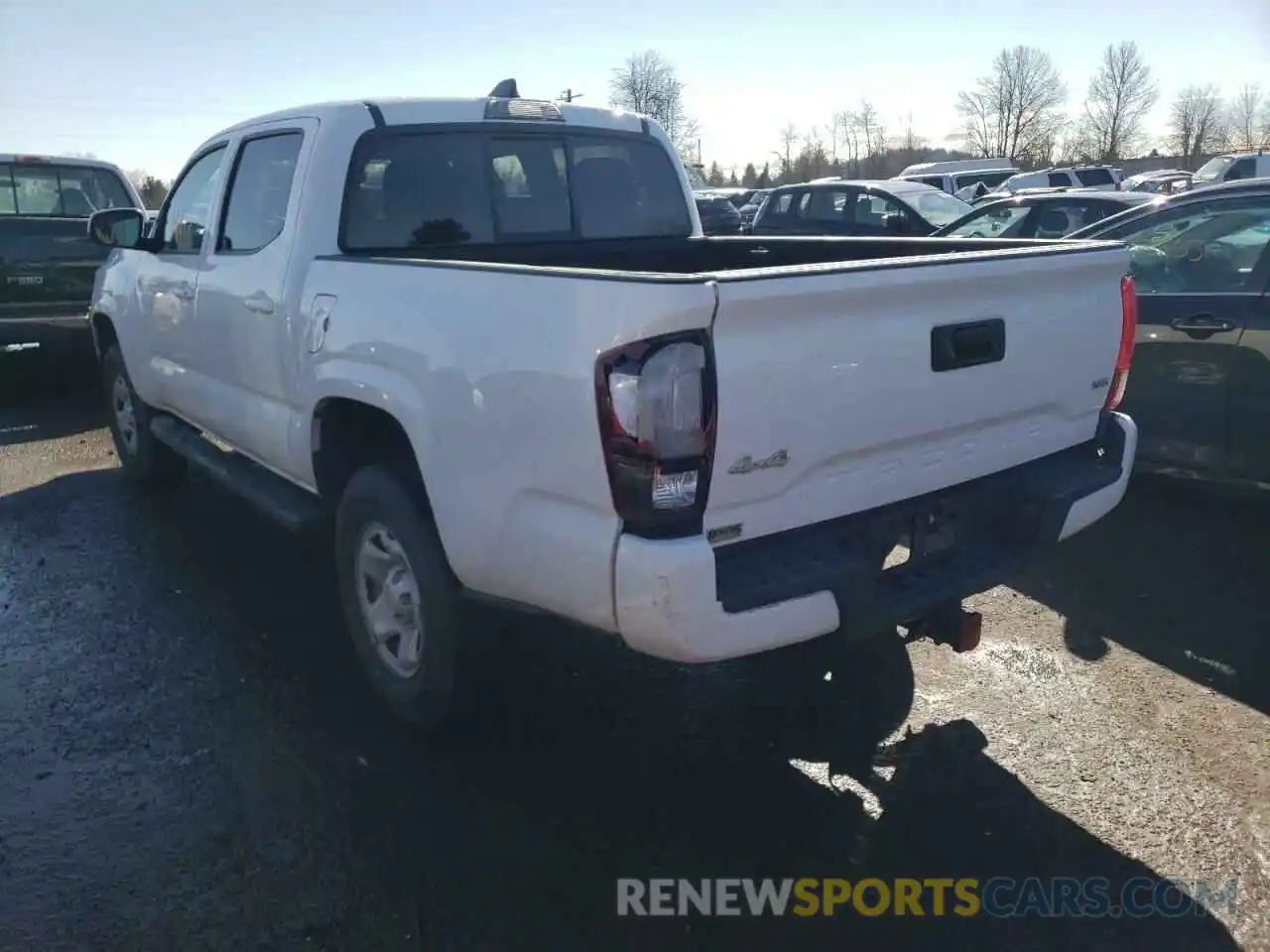 3 Photograph of a damaged car 5TFCZ5AN4LX239850 TOYOTA TACOMA 2020